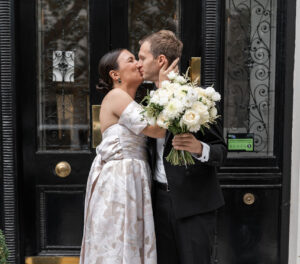 Photography @masha.unwerth Make-up @makeupbycarlie Video @robertkaminskimedia Hair @idomakeupandhair_ Planner @annabespokevents Florals @kate_d_bloom